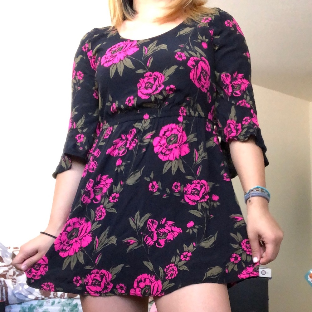Black pink floral dress with flowy elbow sleeves